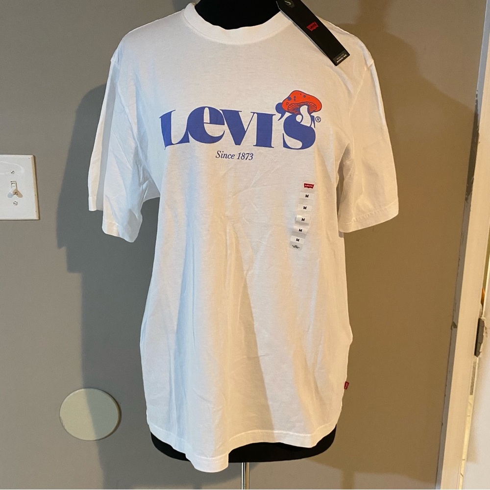 NWT Levi's White Short Sleeve Tee with Bold Logo